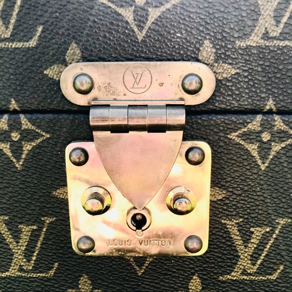 Louis Vuitton Vintage Train/Cosmetic Case/Luggage - Picture 2 of 11